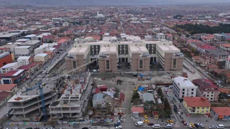 Güven endeksi hizmet, perakende ticaret ve inşaat sektörlerinde düştü