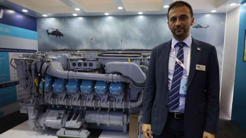 Altay tankı ve güç grubu İDEF’te Altay tankı ve güç grubu İDEF’te