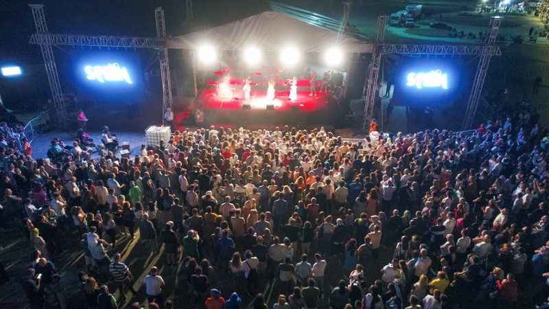 Karacabey ıhlamur festivalinde Samida coşkusu Karacabey ıhlamur festivalinde Samida coşkusu