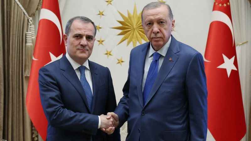 Cumhurbaşkanı Erdoğan Azerbaycan Dışişleri Bakanı Bayramov'u kabul etti