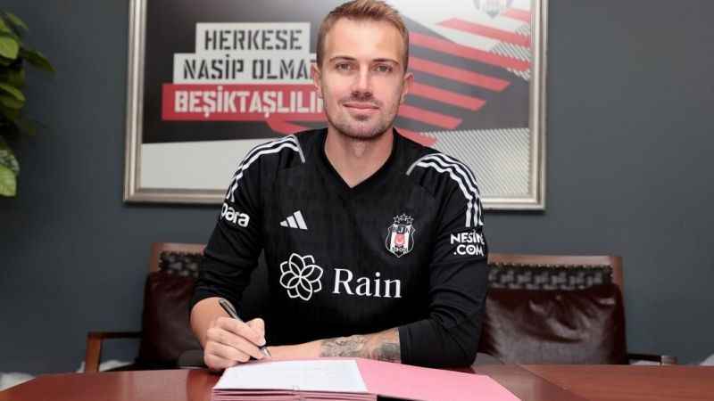 Beşiktaş, Mert Günok ile sözleşme yeniledi