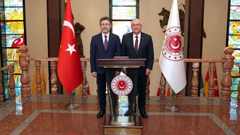 Bakan Güler, Bakan Yumaklı ile bir araya geldi Bakan Güler, Bakan Yumaklı ile bir araya geldi
