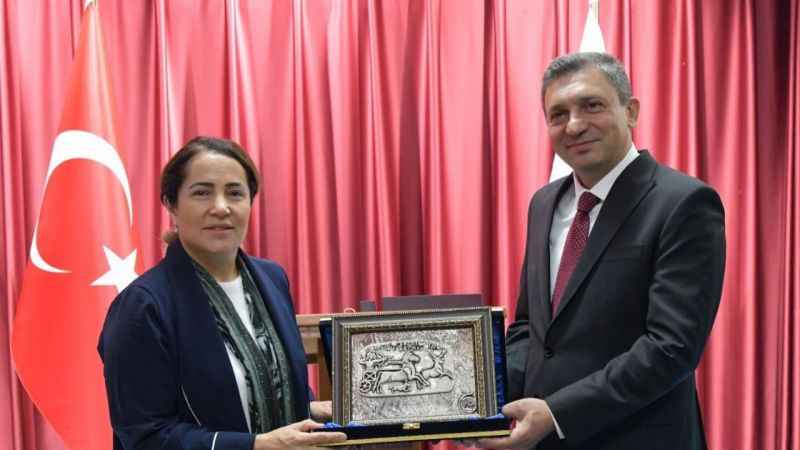 Bakan Yardımcısı Madak, Malatya’da incelemelerde bulundu Bakan Yardımcısı Madak, Malatya’da incelemelerde bulundu