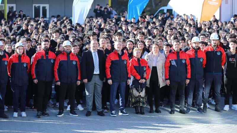 Başakşehir’de deprem tatbikatı yapıldı Başakşehir’de deprem tatbikatı yapıldı