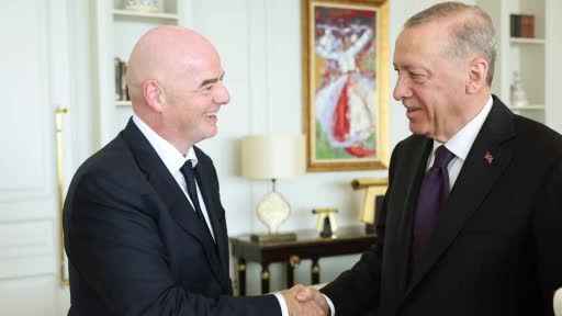 Erdoğan, FIFA Başkanı Gianni Infantino'yu kabul etti Erdoğan, FIFA Başkanı Gianni Infantino'yu kabul etti
