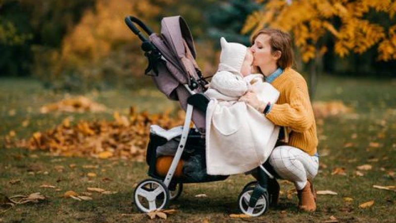 Bebek Arabası Seçiminde Dönemsel Trendler ve Dikkat Edilecekler Bebek Arabası Seçiminde Dönemsel Trendler ve Dikkat Edilecekler