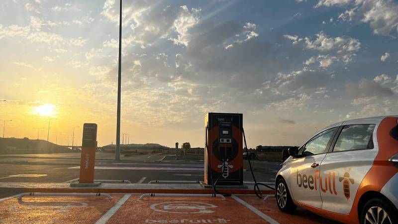 Beefull, elektrikli araç şarj istasyonları ile hem ekonomik ve hem de çevre dostu ulaşım Beefull, elektrikli araç şarj istasyonları ile hem ekonomik ve hem de çevre dostu ulaşım