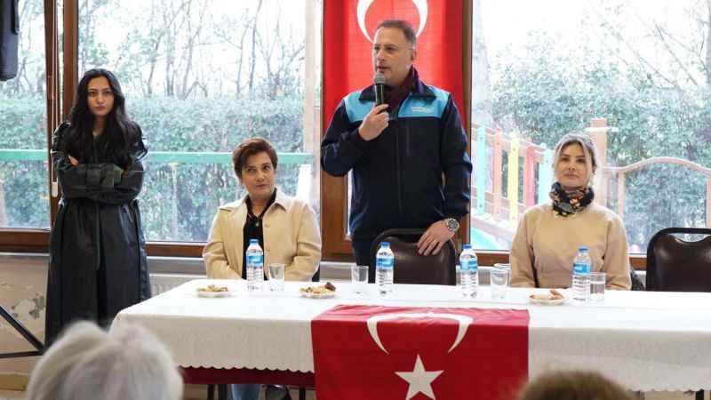 Beylikdüzü'nde mahalle komşularıyla dayanışma Beylikdüzü'nde mahalle komşularıyla dayanışma