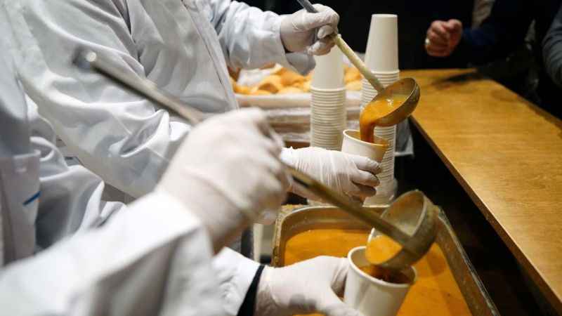 Beylikdüzü Belediyesi'nden günde 2 öğün sıcak çorba