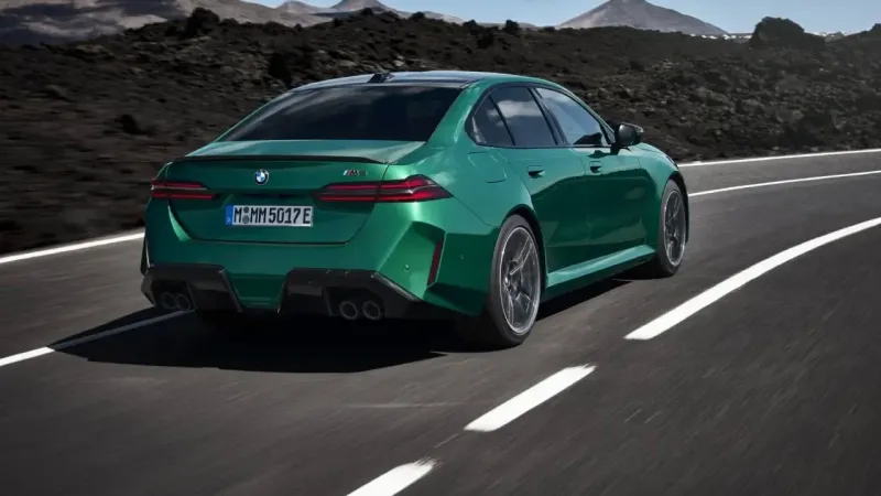 40 yıllık tarihinin en güçlü M versiyonu: Yeni BMW M5