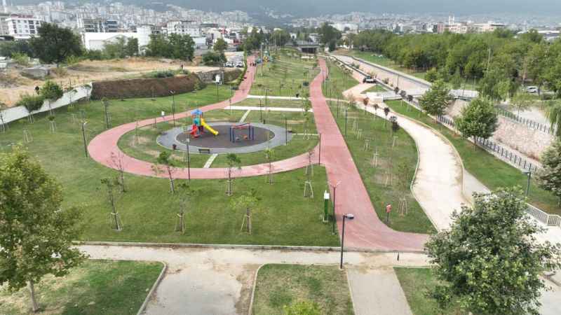Bursa, yeni yeşil alanlarla nefes alıyor Bursa, yeni yeşil alanlarla nefes alıyor