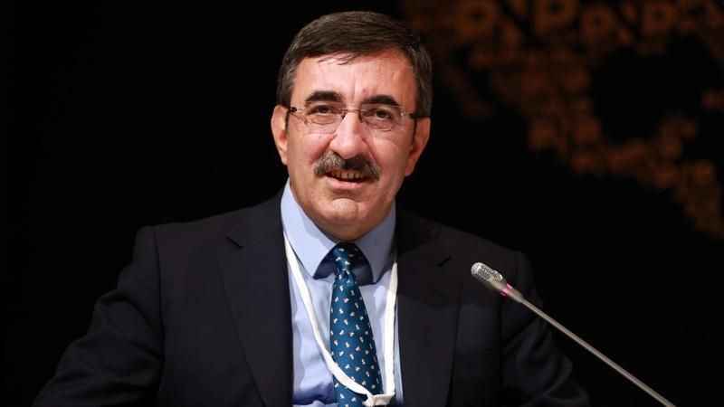 Azerbaycan Başbakanı, Cumhurbaşkanı Yardımcısı Yılmaz'ı tebrik etti