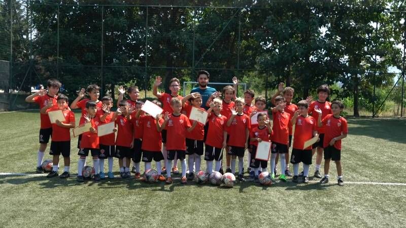 Çilek Mobilya, 9. Geleneksel Yaz Okulu ile çocukların hayallerine dokunuyor 