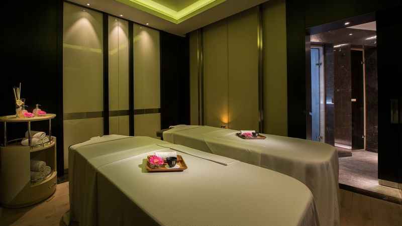 Şehrin keyfini HILTON ISTANBUL BOMONTİ’DE çıkarın Şehrin keyfini HILTON ISTANBUL BOMONTİ’DE çıkarın