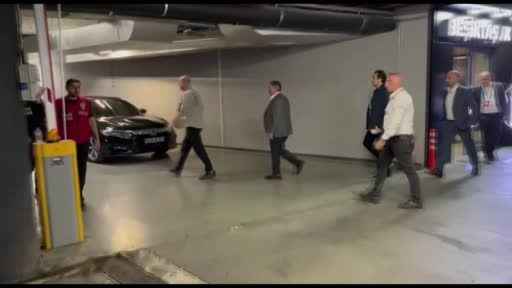 Beşiktaş Yönetim Kurulunun 4 saatlik toplantısı sona erdi