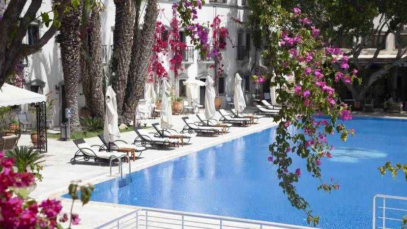 DoubleTree by Hilton Bodrum misafirlerini ağırlıyor