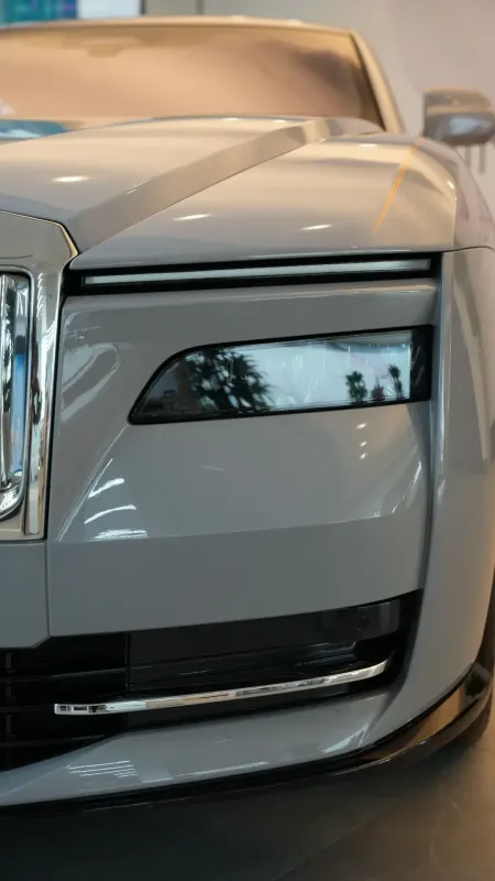 İlk tam elektrikli Coupe Rolls-Royce Spectre Türkiye’ye geldi İlk tam elektrikli Coupe Rolls-Royce Spectre Türkiye’ye geldi