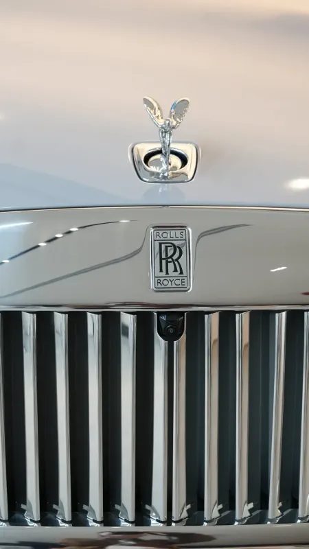 İlk tam elektrikli Coupe Rolls-Royce Spectre Türkiye’ye geldi İlk tam elektrikli Coupe Rolls-Royce Spectre Türkiye’ye geldi