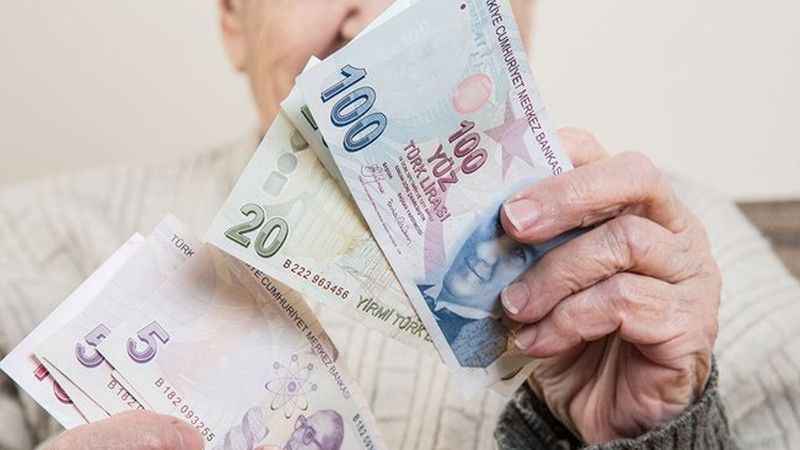 Emeklilerin bayram ikramiyesi 4 bin TL’ye çıkıyor
