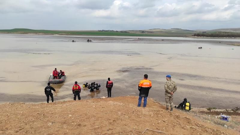 100 kişilik ekip tır sürücüsü Emin Ergün'ü arıyor