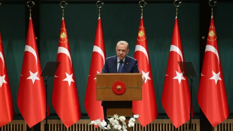 Cumhurbaşkanı Erdoğan: "Öğretmenlerimizi olumsuzluktan korumak ve güvenli ortamı sunmak asli görevimizdir"