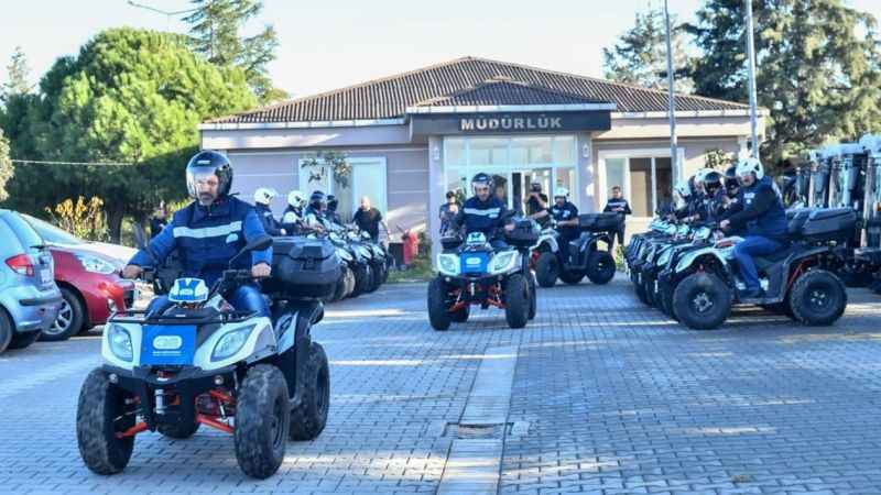 Esenyurt'ta çöp konteynerleri yer altına iniyor Esenyurt'ta çöp konteynerleri yer altına iniyor