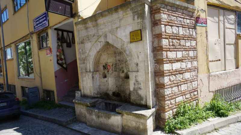 Tarihi Kapı Ağası Çeşmesi suyla buluştu Tarihi Kapı Ağası Çeşmesi suyla buluştu