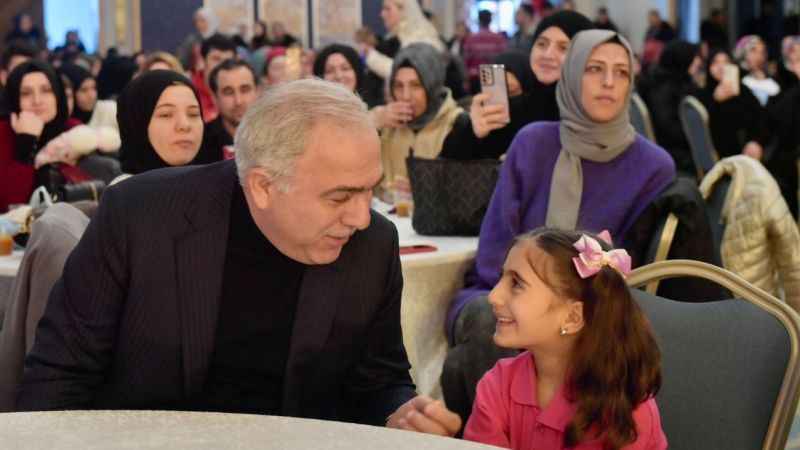 Fatih'te Çocuk Durakları Karne Töreni Fatih'te Çocuk Durakları Karne Töreni