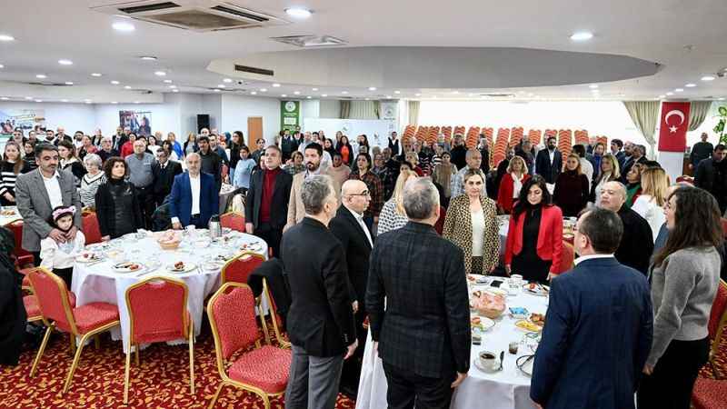 Gaziosmanpaşa'da Alevi vatandaşlarla dayanışma ve birlik Gaziosmanpaşa'da Alevi vatandaşlarla dayanışma ve birlik