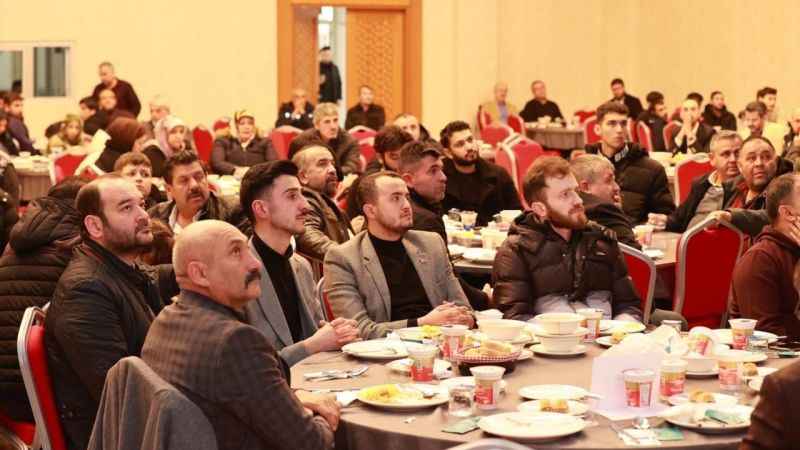 Başkan Büyükgöz, Niğdelileri Gebze'de ağırladı Başkan Büyükgöz, Niğdelileri Gebze'de ağırladı
