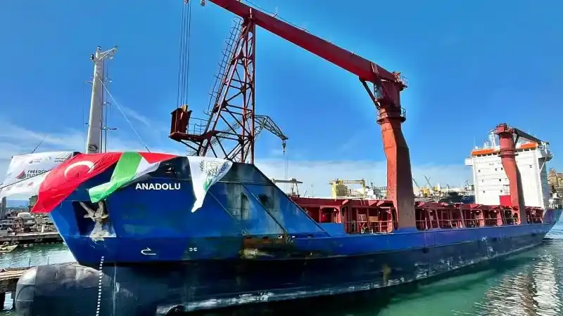 Gemiler hazır, Özgürlük Filosu Gazze'ye doğru yola çıkıyor! Gemiler hazır, Özgürlük Filosu Gazze'ye doğru yola çıkıyor!