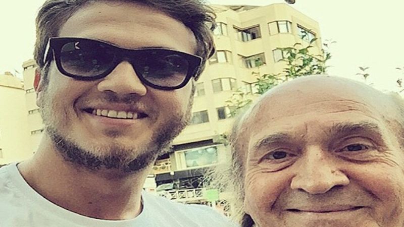 Aras Bulut İynemli'nin babası Cengiz İynemli hayatını kaybetti Aras Bulut İynemli'nin babası Cengiz İynemli hayatını kaybetti