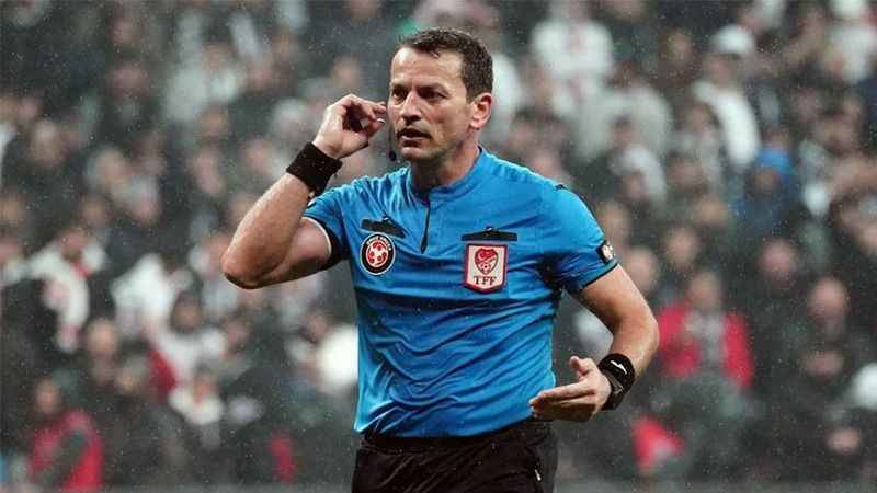 Trabzonspor - Beşiktaş maçının hakemi belli oldu