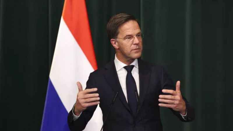 Hollanda Başbakanı Rutte istifa etti Hollanda Başbakanı Rutte istifa etti