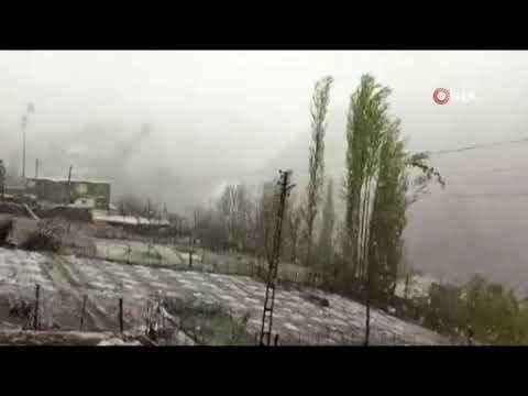 Batman'da nisan ayının son gününde 20 santimlik kar sürprizi Batman'da nisan ayının son gününde 20 santimlik kar sürprizi