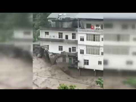 Çin’deki sel felaketinde 15 kişi öldü, 4 kişi kayboldu Çin’deki sel felaketinde 15 kişi öldü, 4 kişi kayboldu