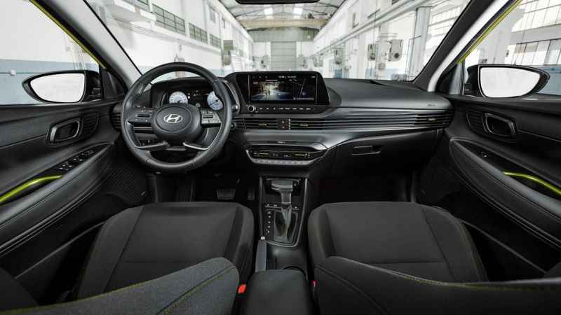 Hyundai yeni i20'nin fotoğraflarını paylaştı Hyundai yeni i20'nin fotoğraflarını paylaştı