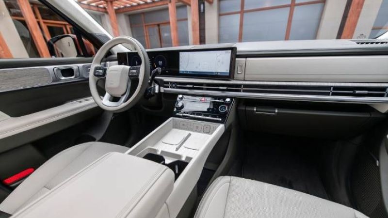 Hep daha fazlası için Hyundai yeni SANTA FE