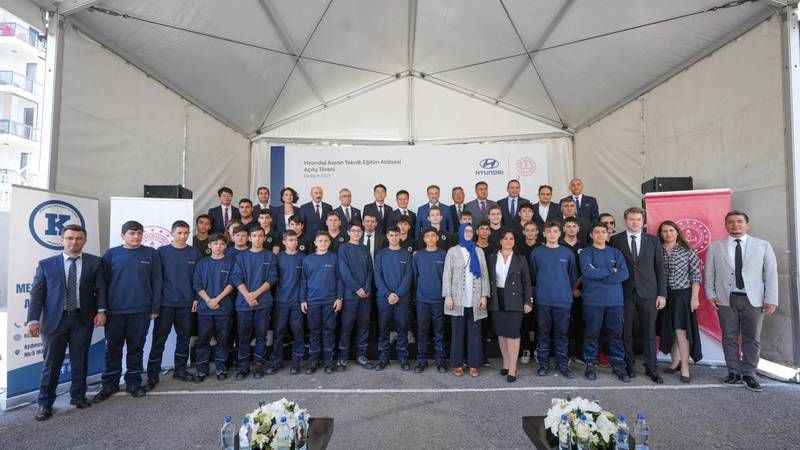 Hyundai Assan geleceğin teknisyenlerine destek oluyor