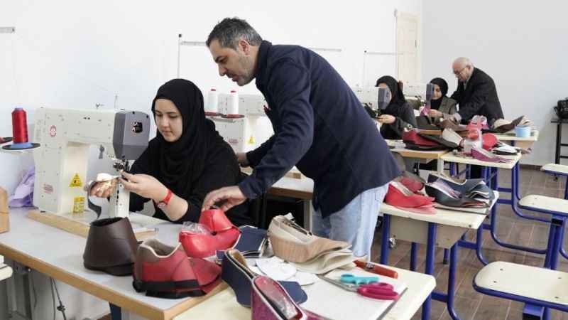 İSMEK'te her an her konuda kurs var! İSMEK'te her an her konuda kurs var!