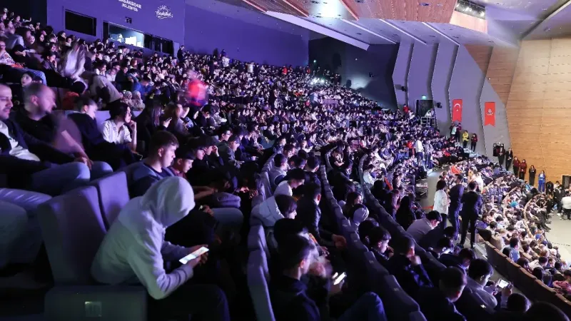 İstanbul Gençlik Oyunları mutheşem finalle taçlandı