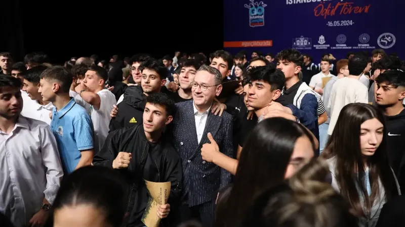 İstanbul Gençlik Oyunları mutheşem finalle taçlandı İstanbul Gençlik Oyunları mutheşem finalle taçlandı
