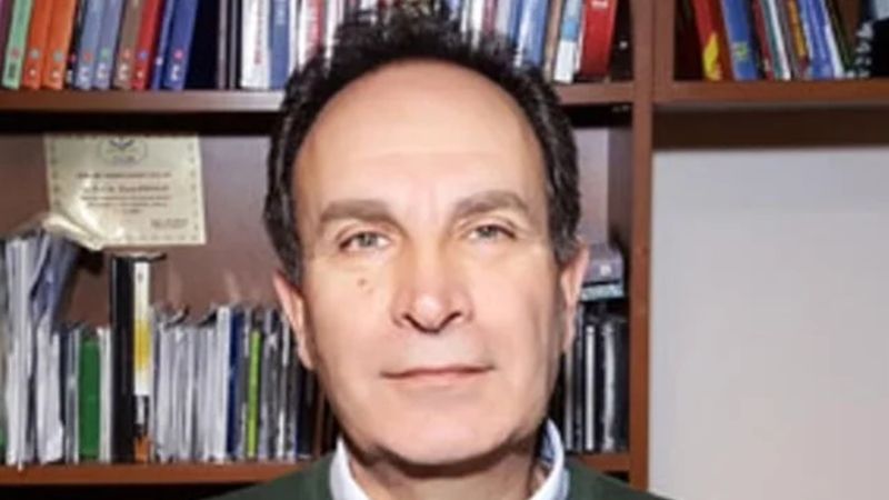 İstanbul depremi için 7 büyüklüğünü işaret etti: 7 il ile 50 ilçenin adını verdi İstanbul depremi için 7 büyüklüğünü işaret etti: 7 il ile 50 ilçenin adını verdi