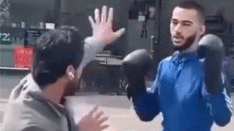 İsveç’te Kur'an-ı Kerim yakan Momika’ya meydan dayağı İsveç’te Kur'an-ı Kerim yakan Momika’ya meydan dayağı