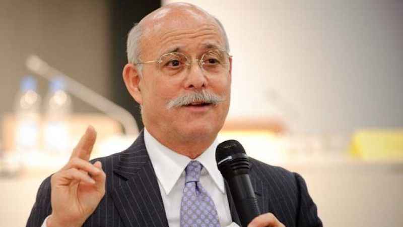 ABD’li ekonomist Jeremy Rifkin'in de görevine son verildi ABD’li ekonomist Jeremy Rifkin'in de görevine son verildi