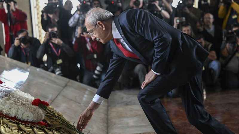Kılıçdaroğlu'ndan Anıtkabir ziyareti