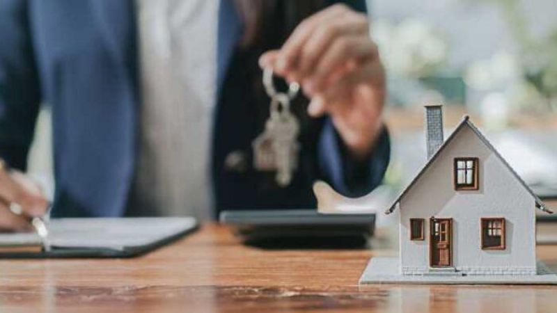 İlan fiyatlarında fahiş artışı yapan 117 emlak işletmesine 11 milyon 700 bin TL ceza İlan fiyatlarında fahiş artışı yapan 117 emlak işletmesine 11 milyon 700 bin TL ceza