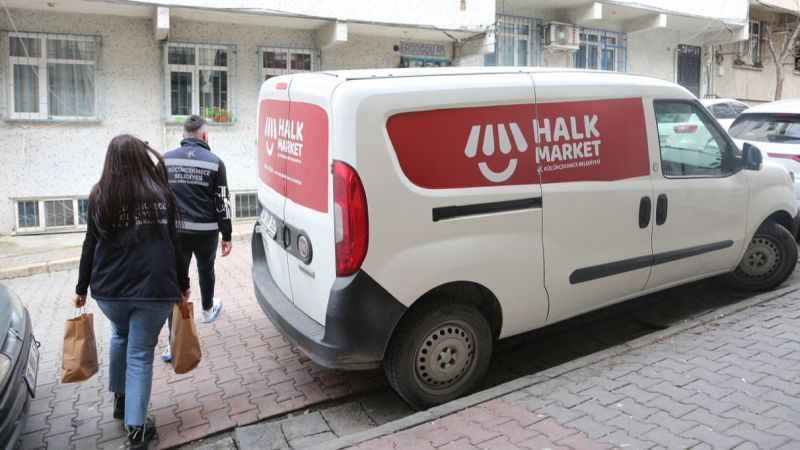 Küçükçekmece'de öğrencilere beslenme desteği Küçükçekmece'de öğrencilere beslenme desteği