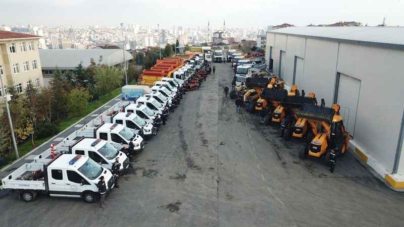 Küçükçekmece Belediyesi karla mücadeleye hazır