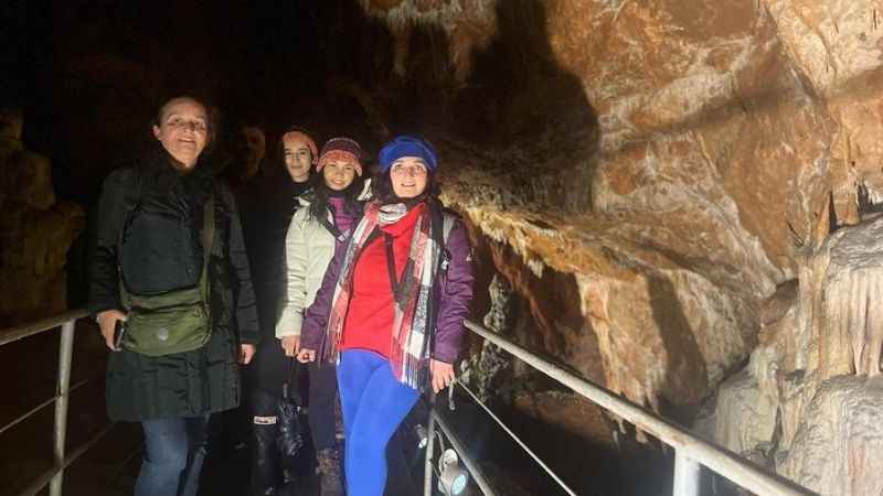 Maltepeli doğa tutkunları Oylat Mağarasını gezdi Maltepeli doğa tutkunları Oylat Mağarasını gezdi